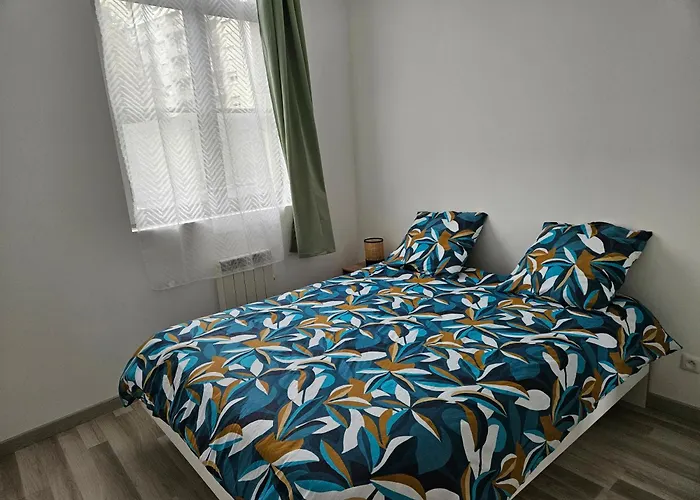 Chez Home