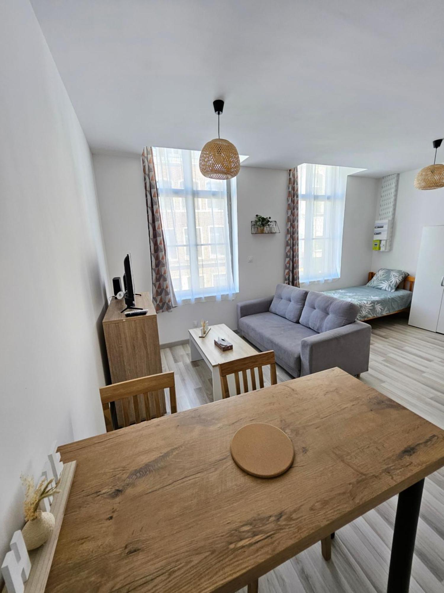 Apartment Chez *